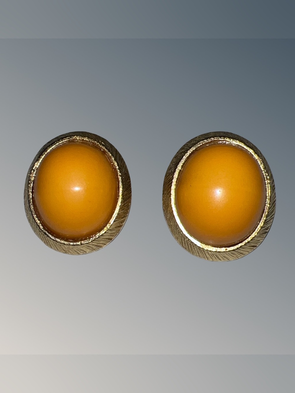 vintage Hattie Carnegie Gold Tone Butterscotch cabochon dome Clip On  earrings